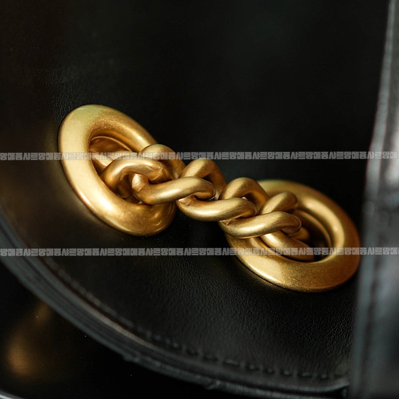 구찌마몽마틀라쎼미니숄더백 20260321-141851-015루.jpg