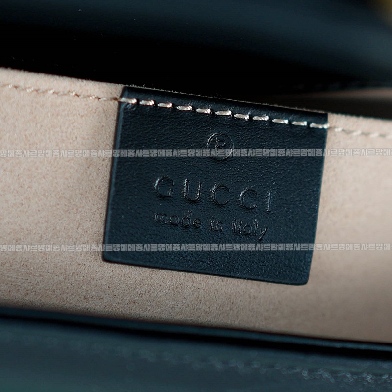 구찌마몽마틀라쎼미니숄더백 20260321-141851-017루.jpg