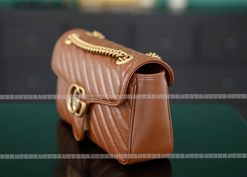 구찌마몽마틀라쎼미디움숄더백 20260321-143433-003루.jpg