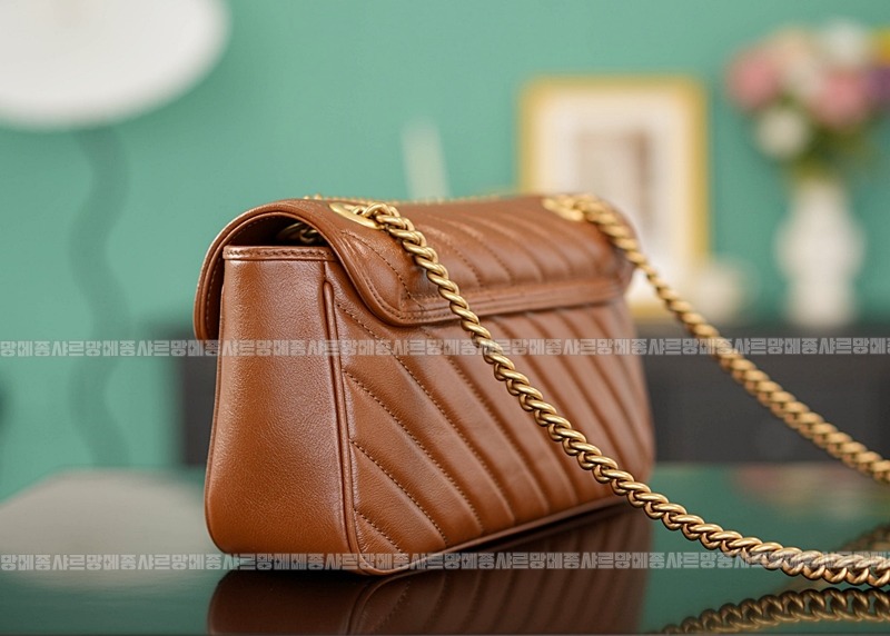 구찌마몽마틀라쎼미디움숄더백 20260321-143433-004루.jpg