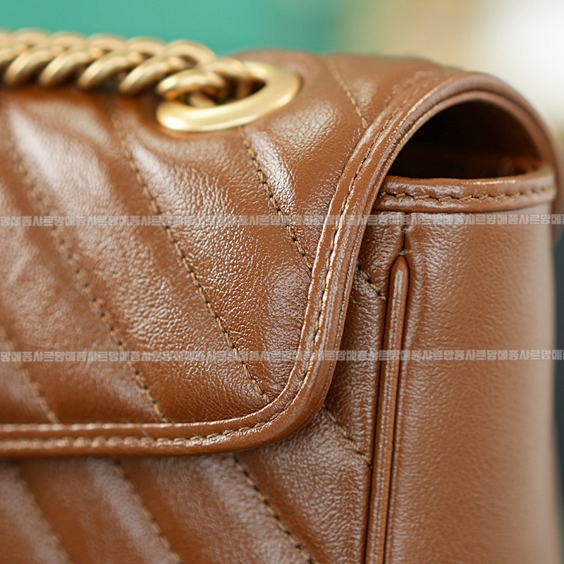 구찌마몽마틀라쎼미디움숄더백 20260321-143434-011루.jpg