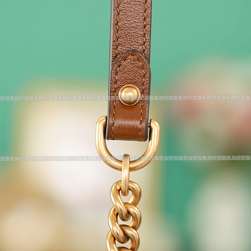 구찌마몽마틀라쎼미디움숄더백 20260321-143435-013루.jpg