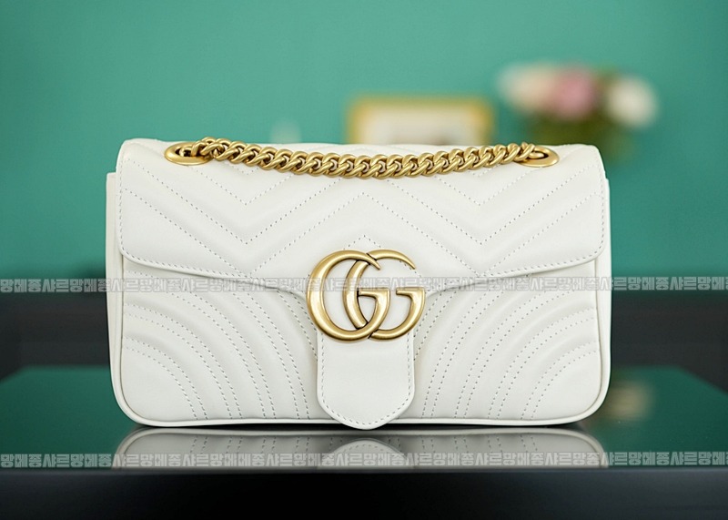 구찌마몽마틀라쎼미디움숄더백 20260321-144058-001루.jpg