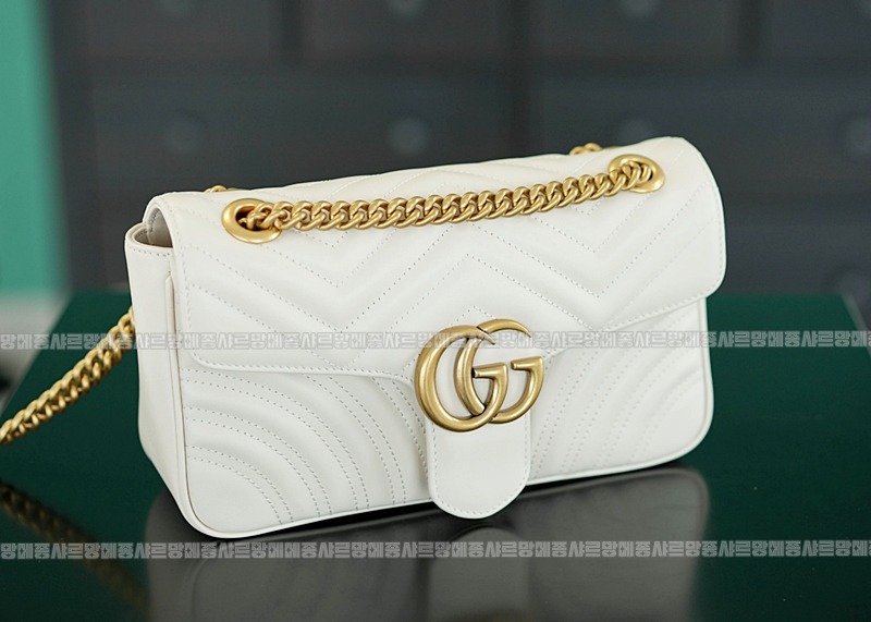 구찌마몽마틀라쎼미디움숄더백 20260321-144059-006루.jpg