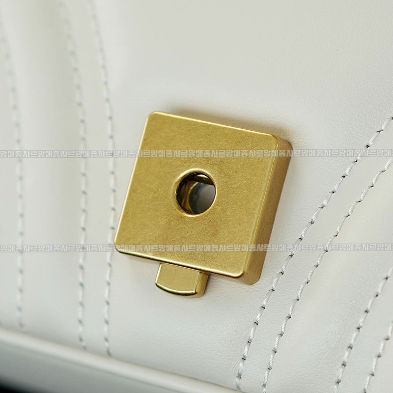 구찌마몽마틀라쎼미디움숄더백 20260321-144102-014루.jpg