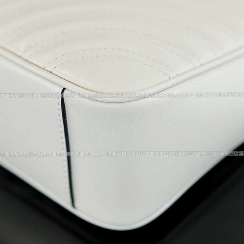 구찌마몽마틀라쎼미디움숄더백 20260321-144102-015루.jpg