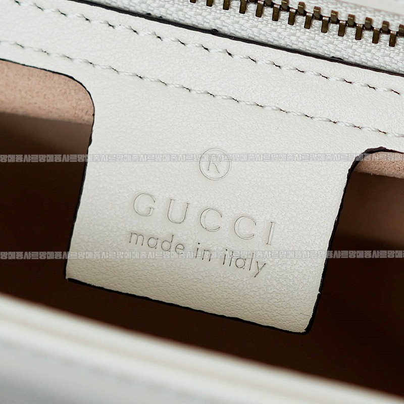 구찌마몽마틀라쎼미디움숄더백 20260321-144103-018루.jpg