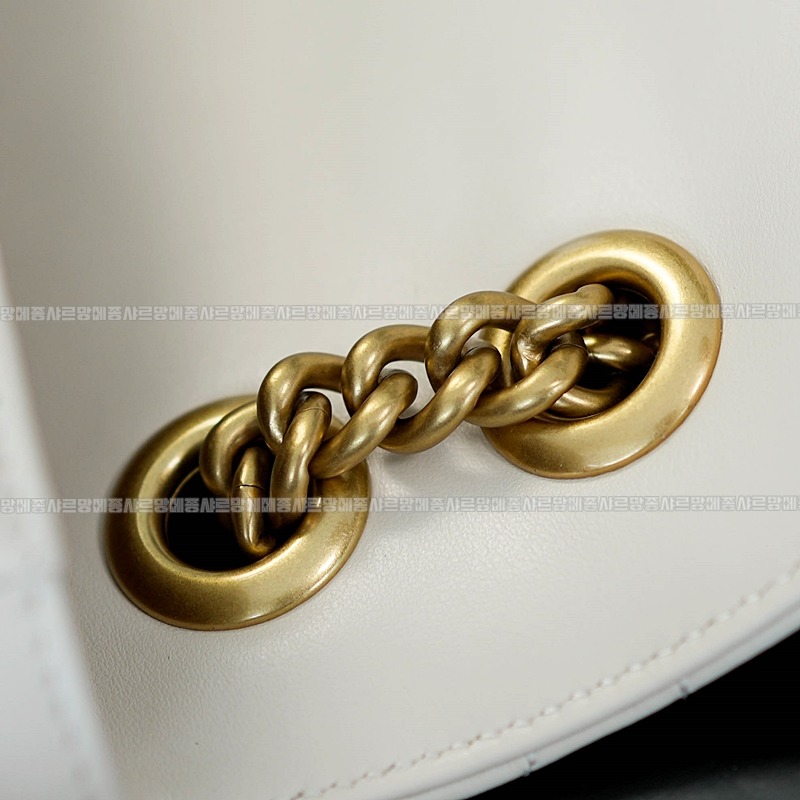 구찌마몽마틀라쎼미디움숄더백 20260321-144102-016루.jpg