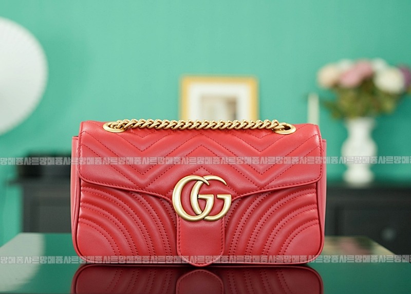 구찌마몽마틀라쎼미디움숄더백 20260321-144416-001루.jpg