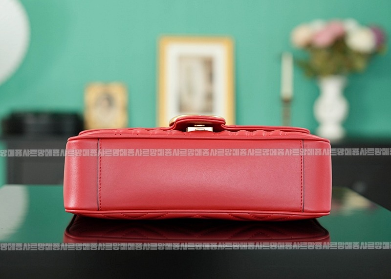 구찌마몽마틀라쎼미디움숄더백 20260321-144416-006루.jpg