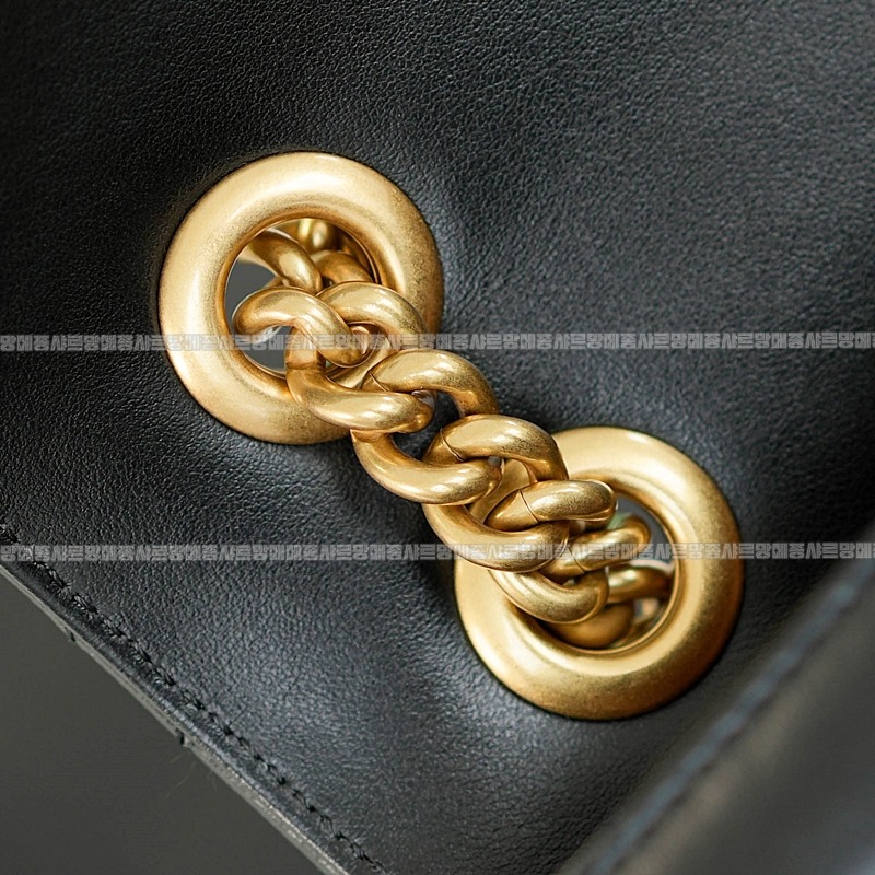 구찌마몽마틀라쎼미디움숄더백 20260321-144916-015루.jpg