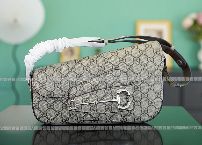 구찌호스빗1995미니숄더백 20260321-151409-009루.jpg