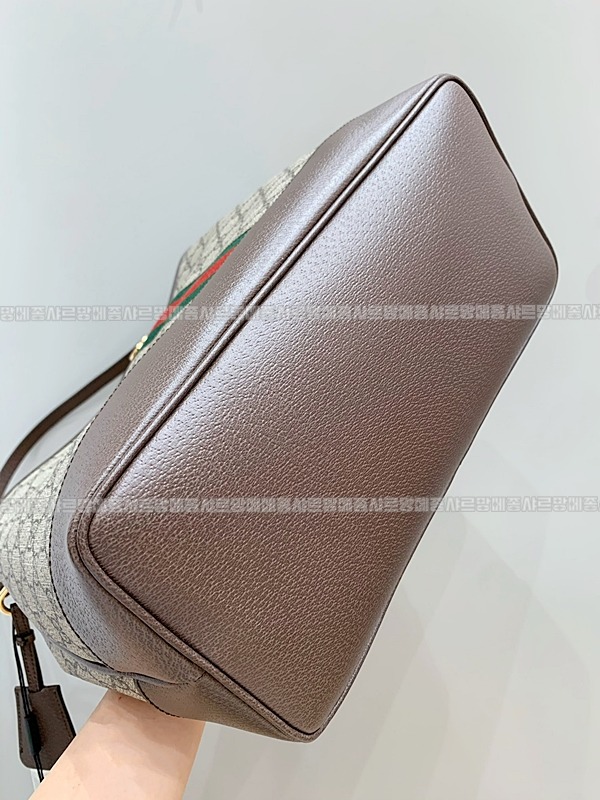 구찌오피디아미디움숄더백 20260321-165003-005루.jpg