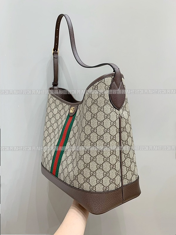 구찌오피디아미디움숄더백 20260321-165003-004루.jpg