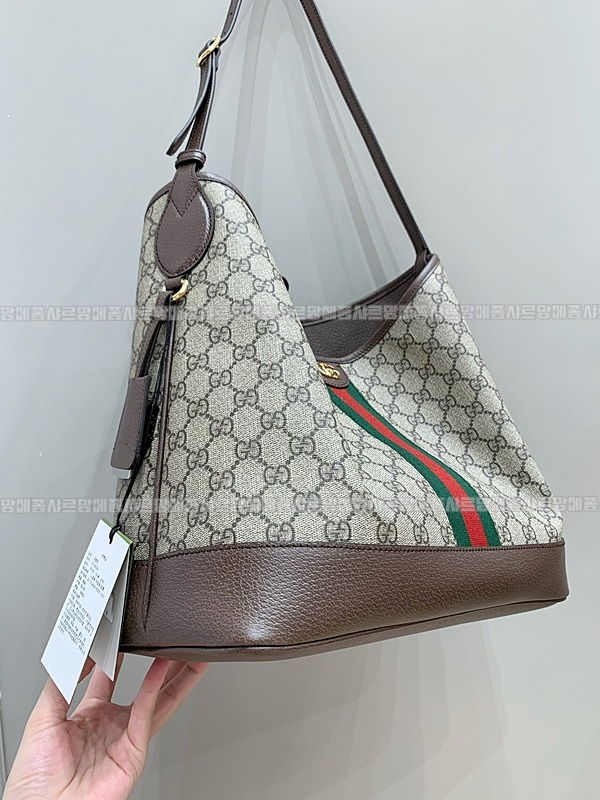 구찌오피디아미디움숄더백 20260321-165004-008루.jpg