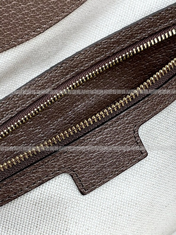 구찌오피디아미디움숄더백 20260321-165004-011루.jpg