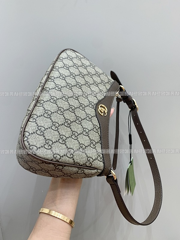 구찌오피디아스몰핸드백  20260322-121835-008루.jpg