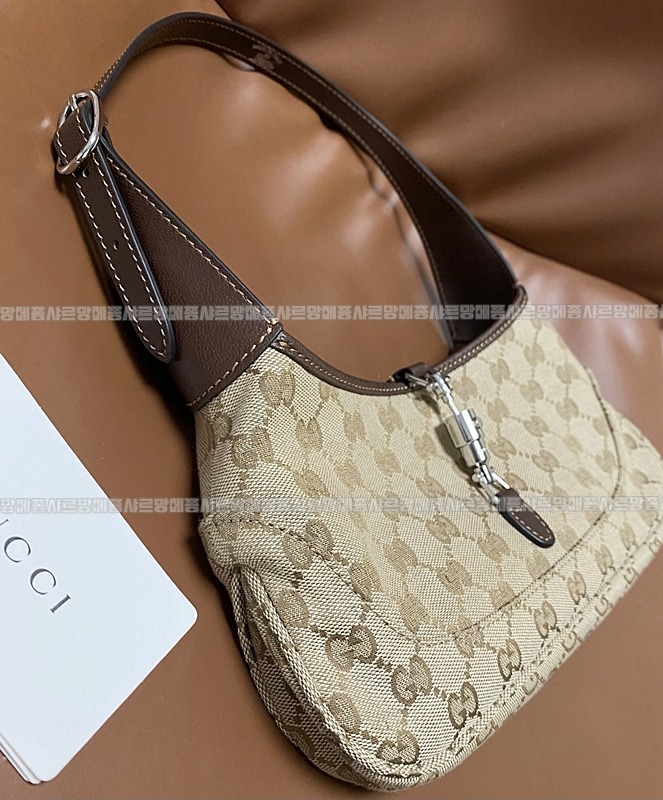 구찌재키슬림숄더백  20260322-124901-003루.jpg