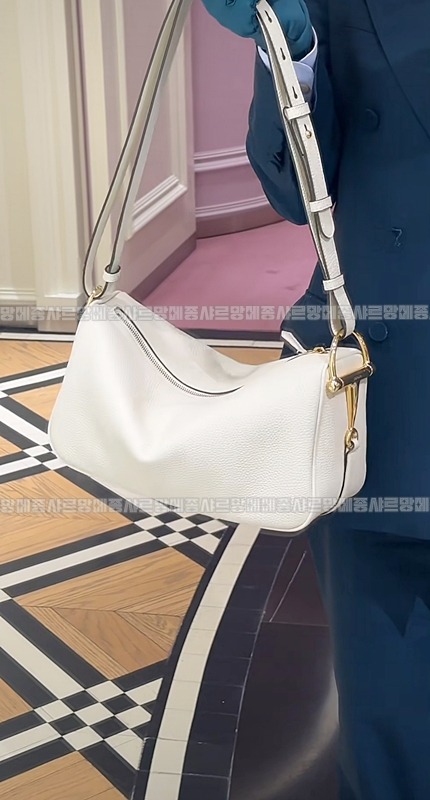 구찌하프홀스빗미디움숄더백  20260322-132109-016루.jpg