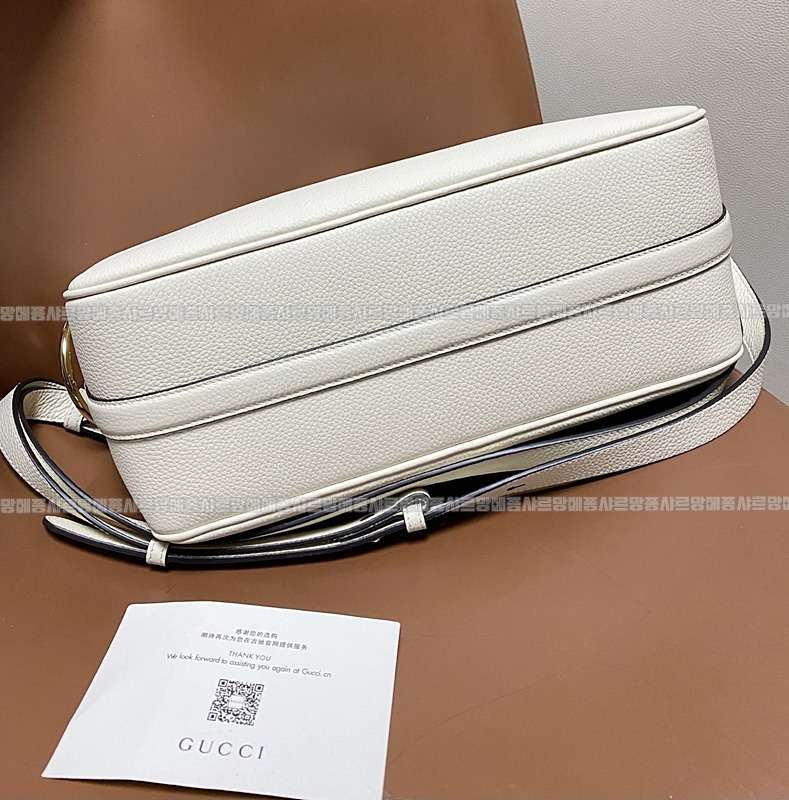 구찌하프홀스빗미디움숄더백  20260322-132106-002루.jpg