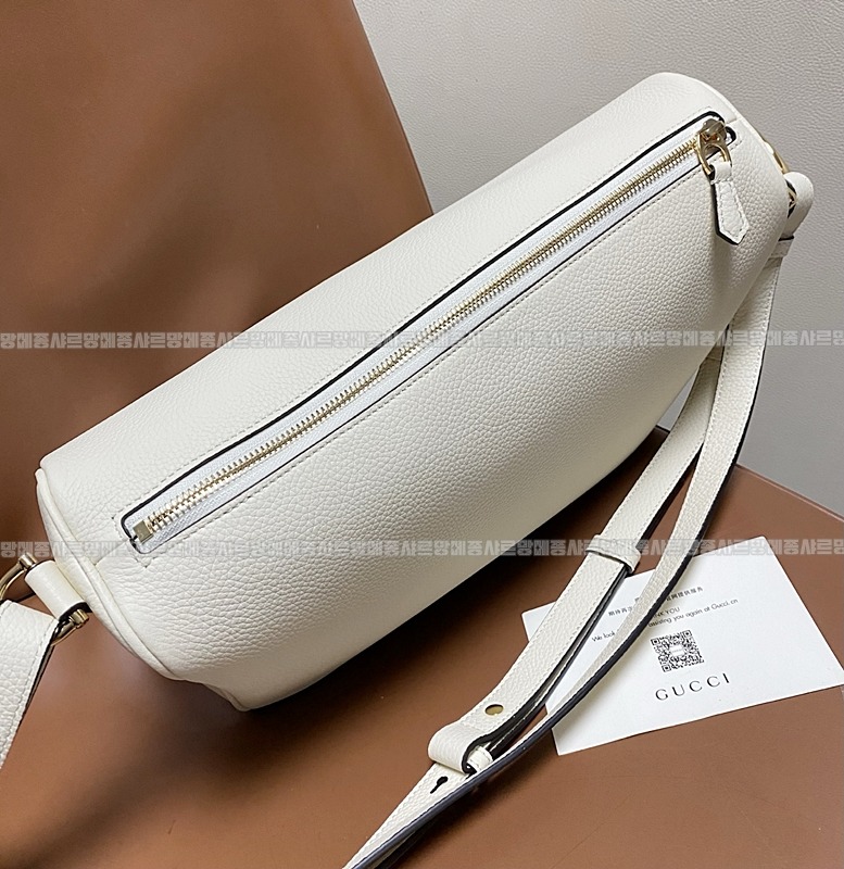 구찌하프홀스빗미디움숄더백  20260322-132107-006루.jpg