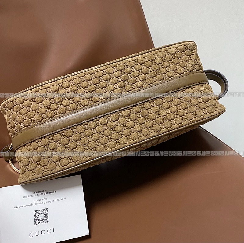 구찌하프홀스빗미디움숄더백  20260322-133605-005루.jpg