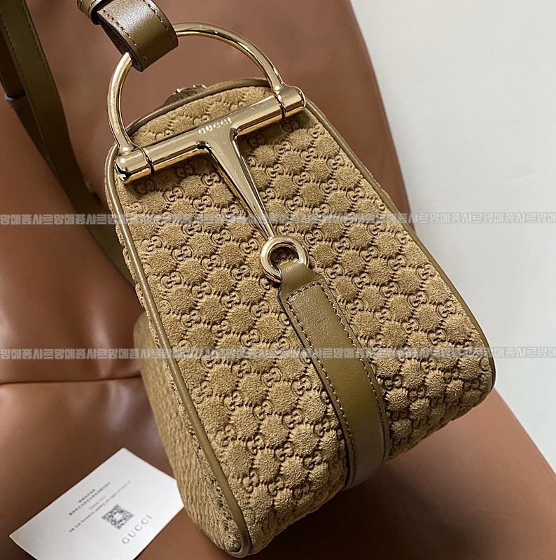 구찌하프홀스빗미디움숄더백  20260322-133605-007루.jpg