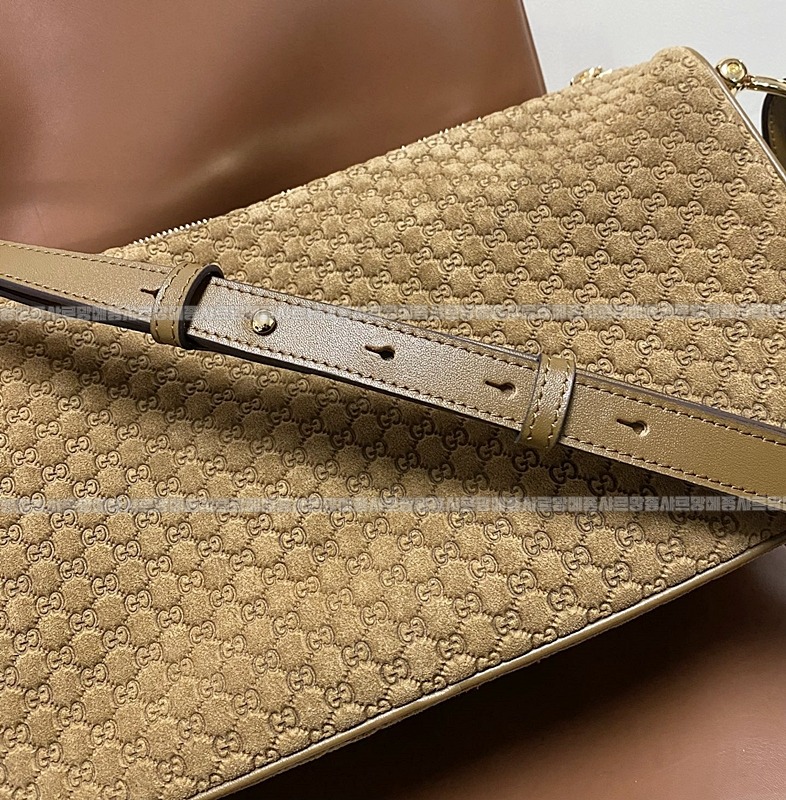 구찌하프홀스빗미디움숄더백  20260322-133606-012루.jpg