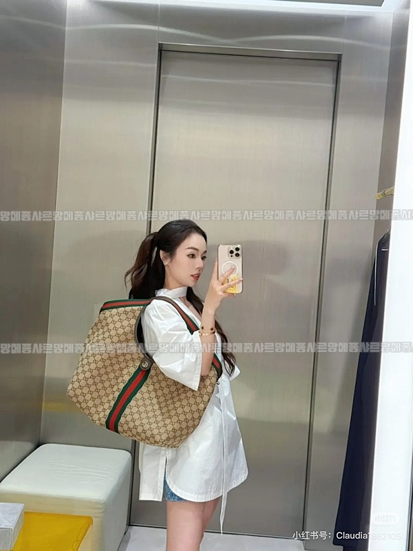 구찌질리오스몰토트백  20260322-135557-011루.jpg