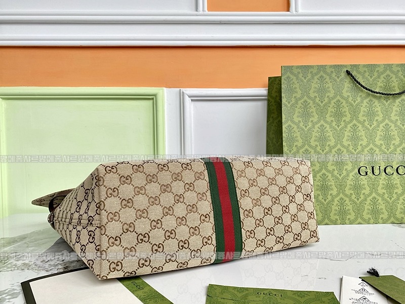 구찌질리오스몰토트백  20260322-135556-004루.jpg