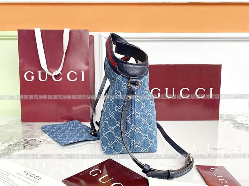 구찌질리오스몰토트백  20260322-140000-003루.jpg