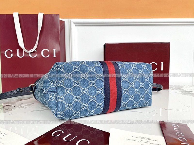 구찌질리오스몰토트백  20260322-140000-004루.jpg