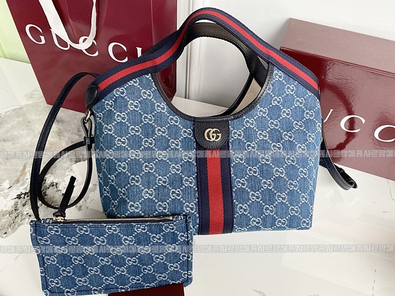 구찌질리오스몰토트백  20260322-140001-006루.jpg