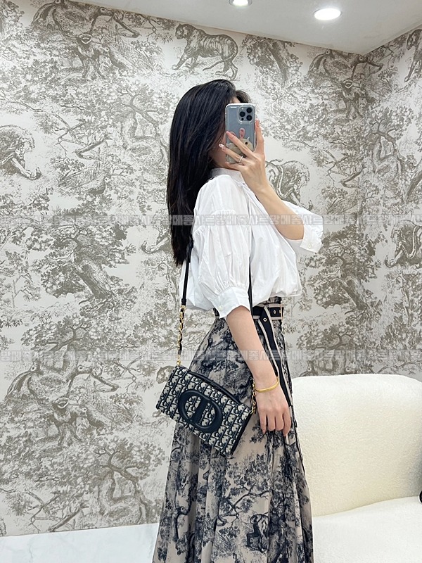 디올오블리크시그니처미니백 20260323-105717-019루.jpg