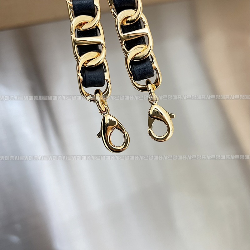 디올오블리크시그니처미니백 20260323-105716-015루.jpg