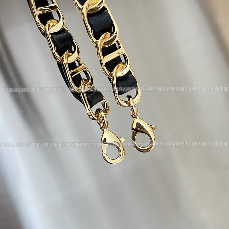 디올30몽테뉴엠버미니버킷백 20260323-114320-018루.jpg