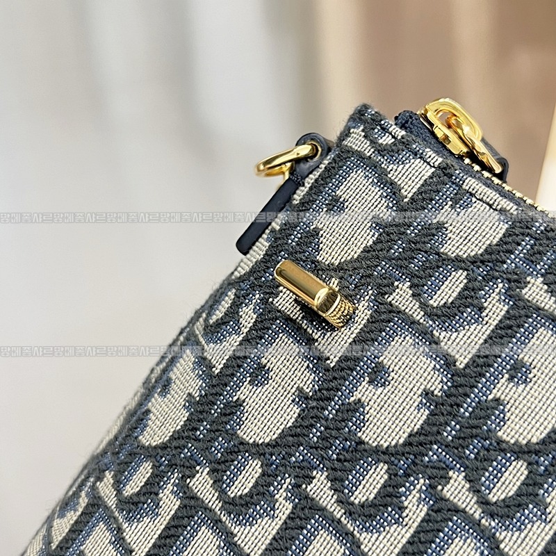 디올30몽테인체인파우치미니백  20260323-125622-012루.jpg