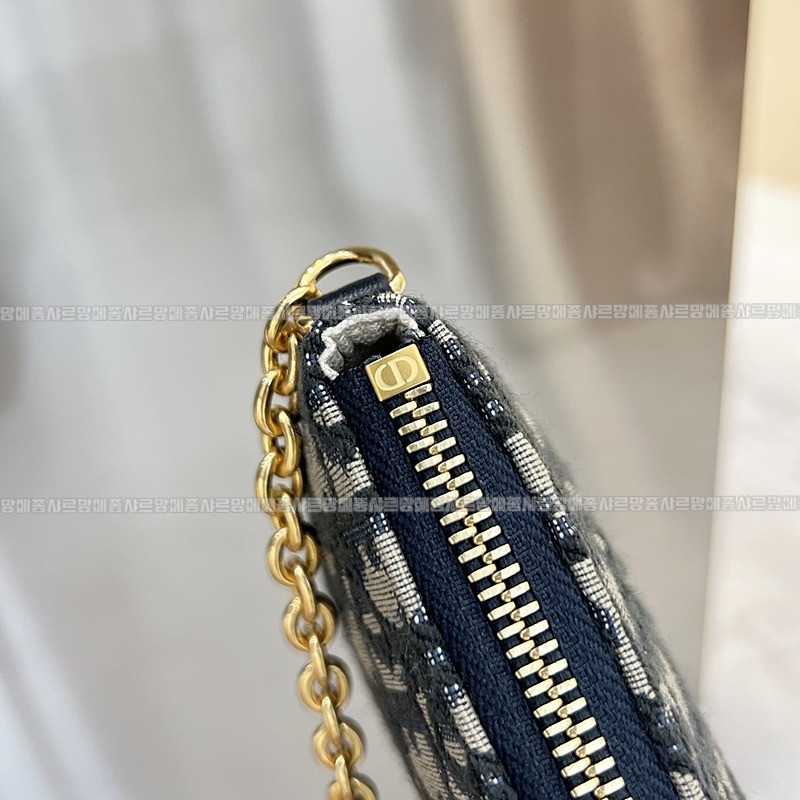 디올30몽테인체인파우치미니백  20260323-125622-013루.jpg