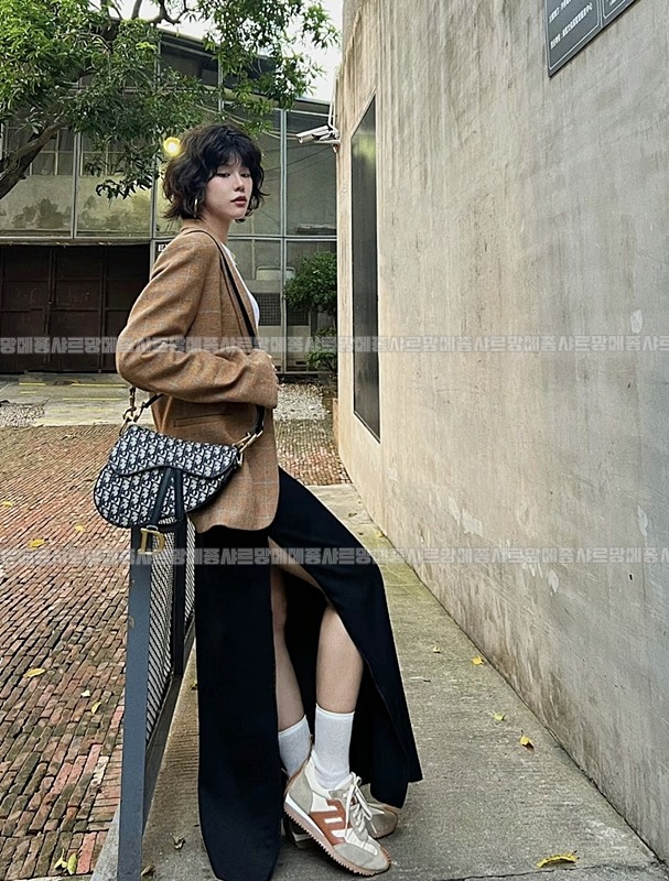 디올새들스트랩백  20260323-134937-018루.jpg