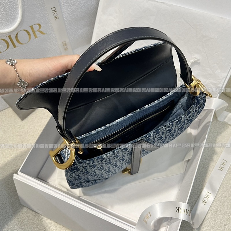 디올새들스트랩백  20260323-135331-006루.jpg