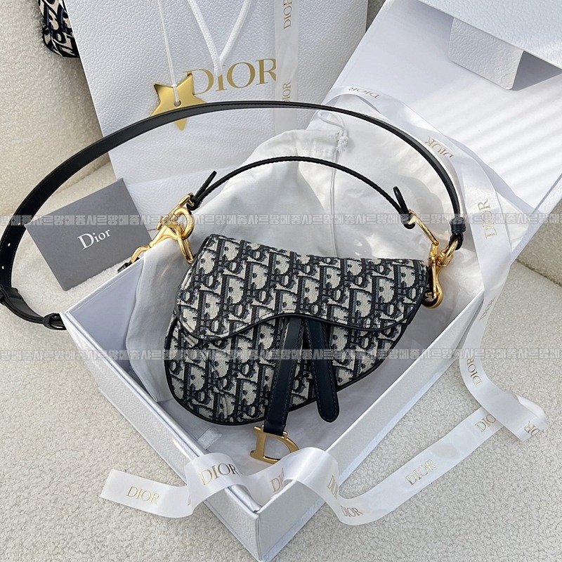 디올새들스트랩백  20260323-144727-003루.jpg