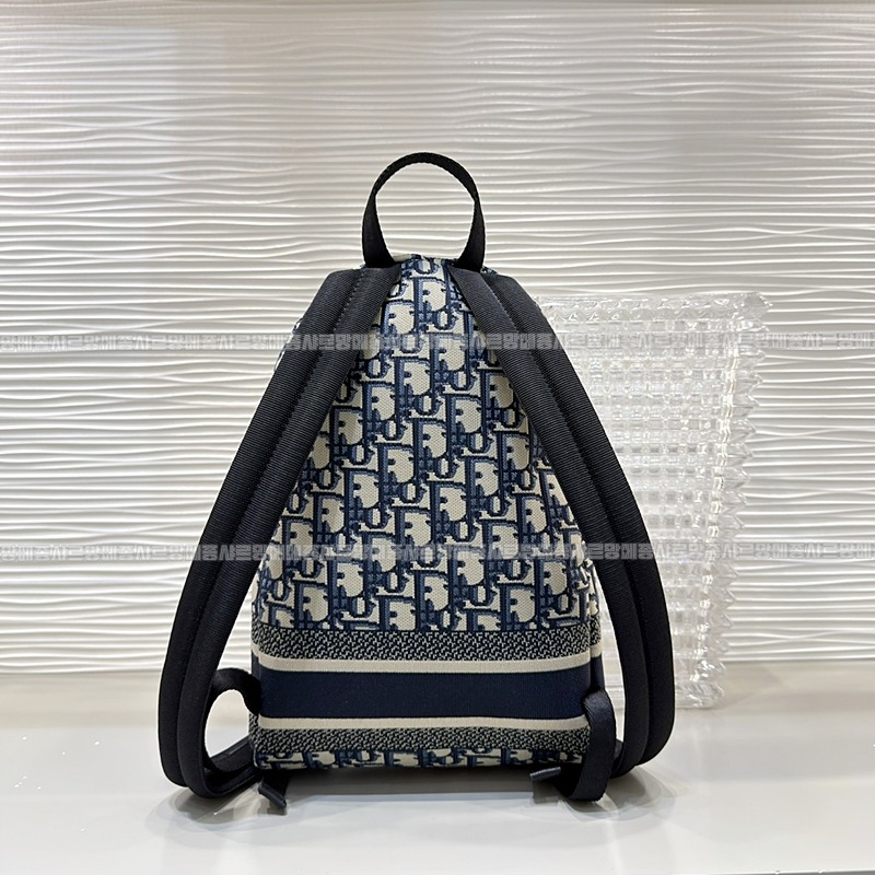 디올오블리크트래블백팩  20260323-174907-002루.jpg