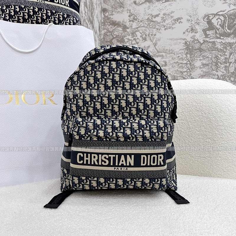 디올오블리크트래블백팩  20260323-175527-001루.jpg