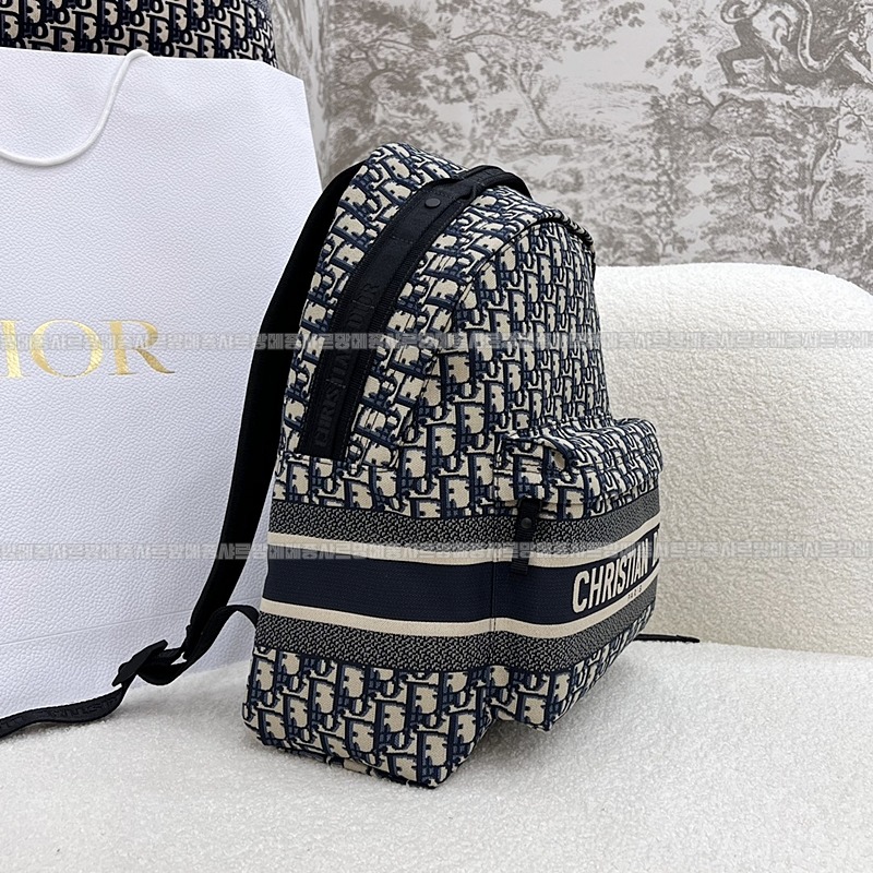 디올오블리크트래블백팩  20260323-175527-002루.jpg