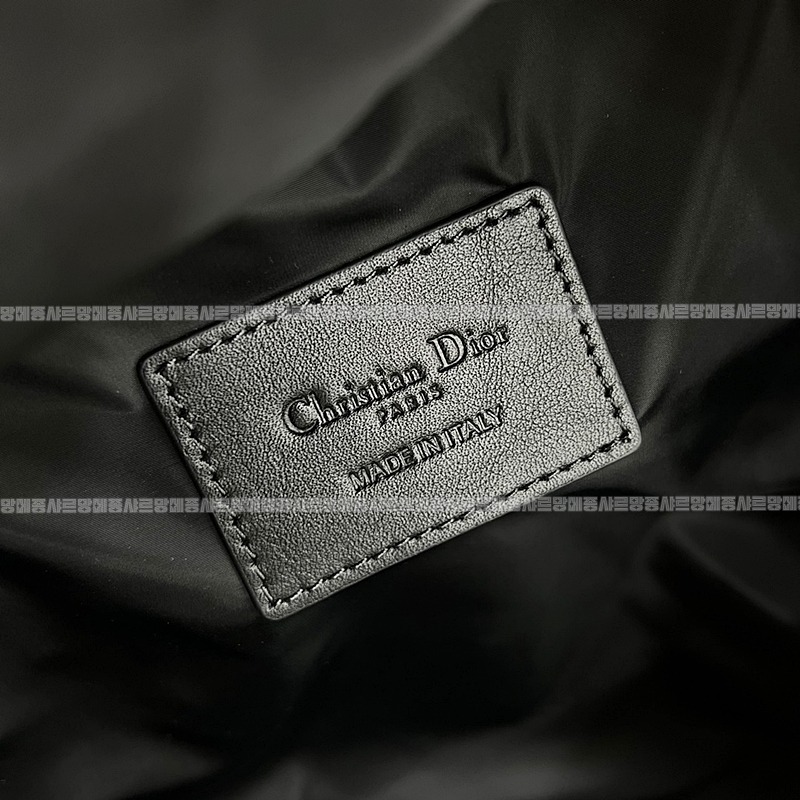 디올오블리크트래블백팩  20260323-175528-008루.jpg