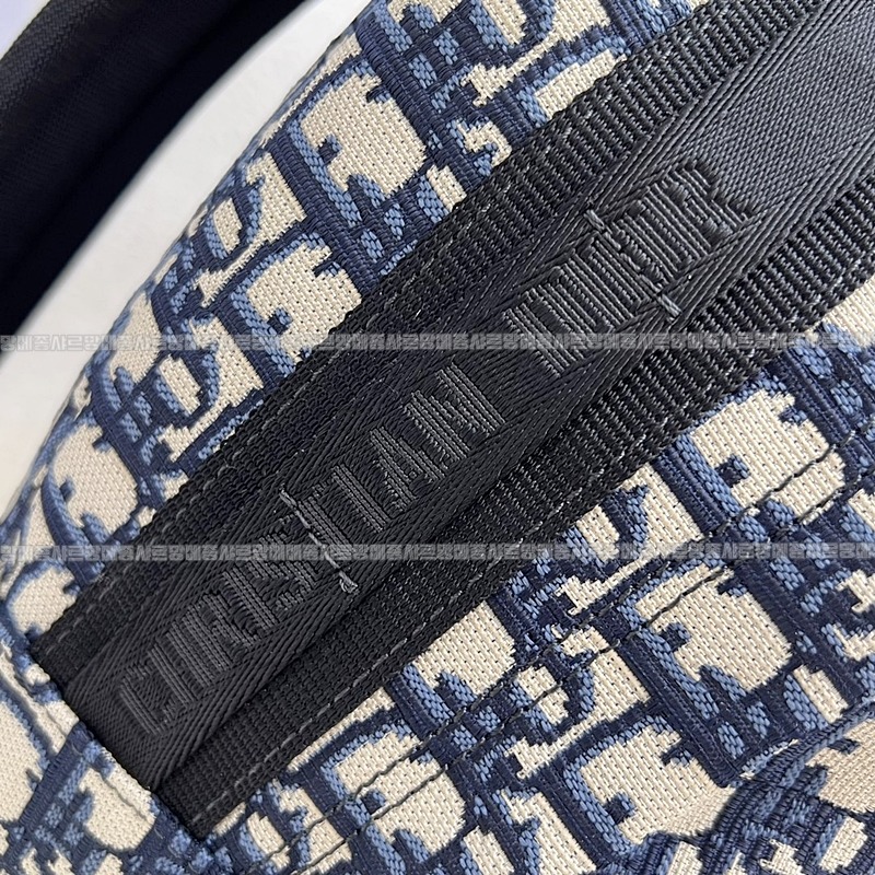 디올오블리크트래블백팩  20260323-175529-012루.jpg