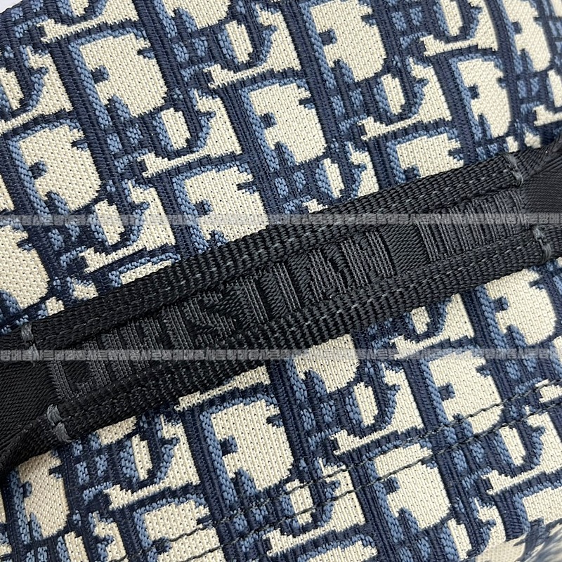 디올오블리크트래블백팩  20260323-175529-011루.jpg