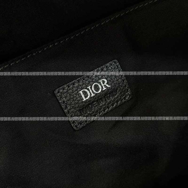 디올라이더백팩  20260324-094643-009루.jpg