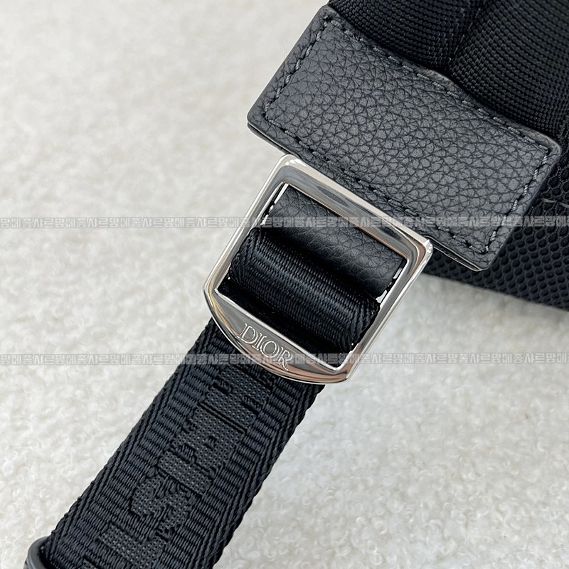 디올라이더백팩  20260324-094644-014루.jpg