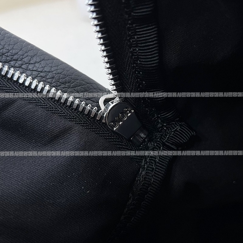 디올라이더백팩  20260324-094644-015루.jpg